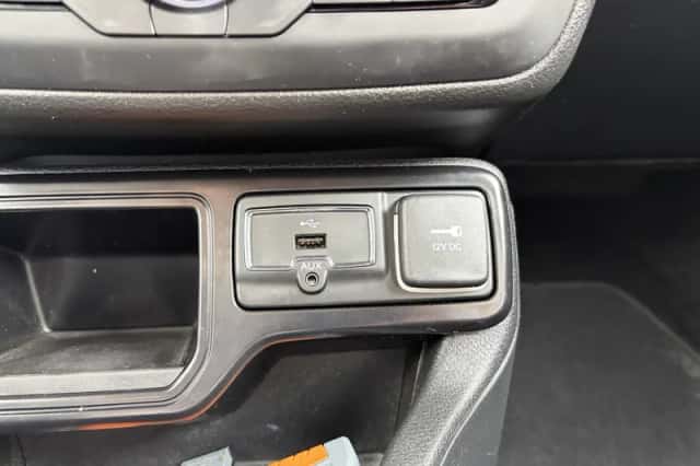 Jeep Renegade (2019) thumbnail 26
