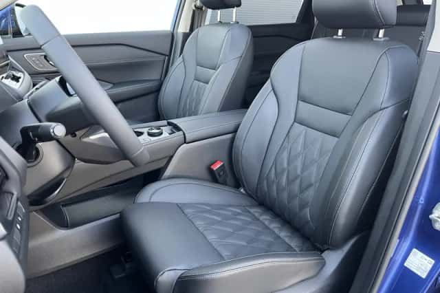Nissan X-Trail (2025) thumbnail 4