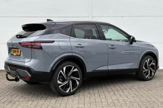 Nissan Qashqai (2023) thumbnail 3