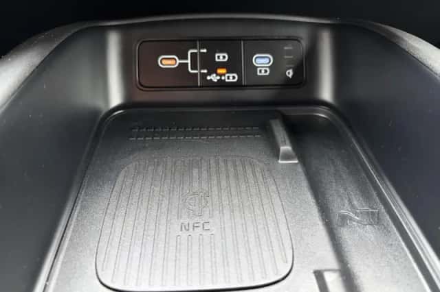 Hyundai Ioniq 5 (2024) thumbnail 24