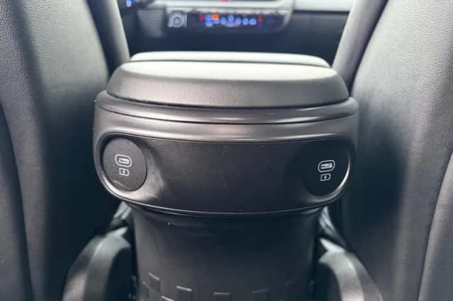 Hyundai Ioniq 5 (2024) thumbnail 32