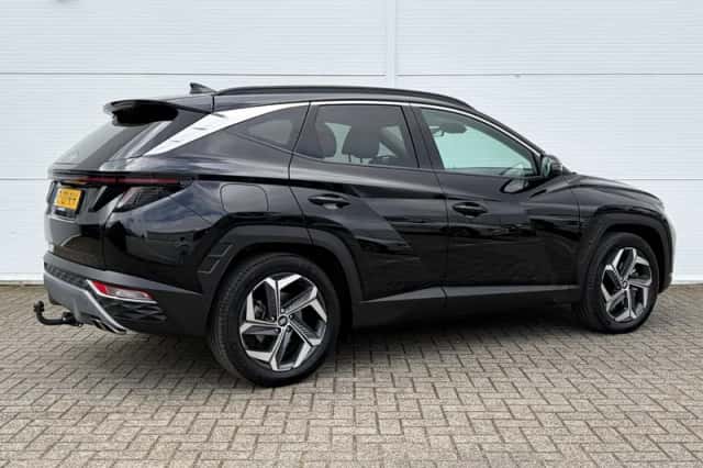 Hyundai Tucson (2024) thumbnail 3