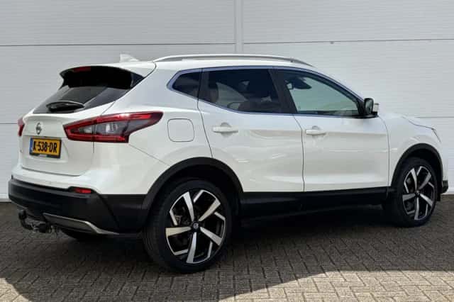 Nissan Qashqai (2020) thumbnail 3