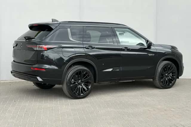 Mitsubishi Outlander (2026) thumbnail 3