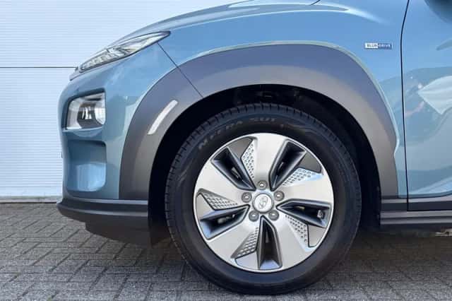 Hyundai Kona (2019) thumbnail 17