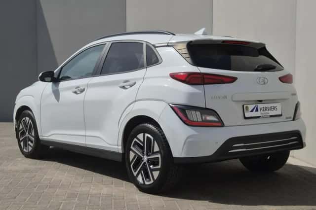 Hyundai Kona (2022) thumbnail 16