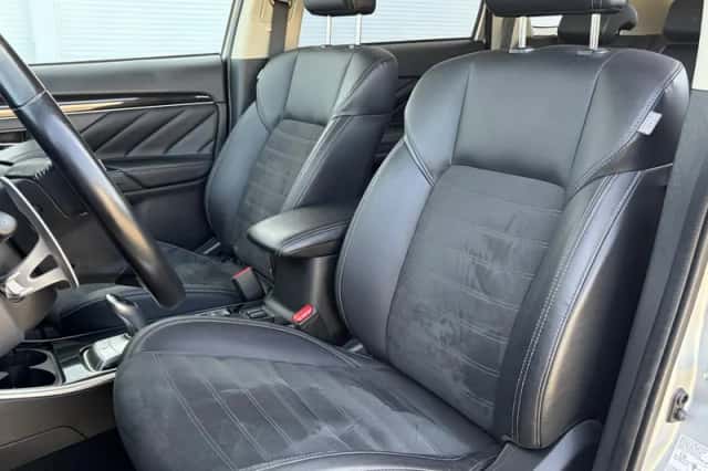 Mitsubishi Outlander (2021) thumbnail 7