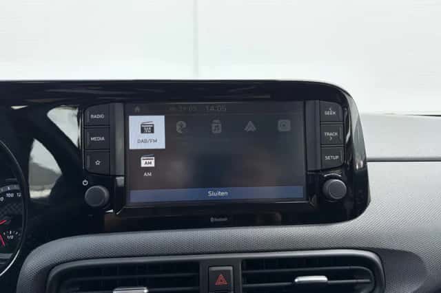 Hyundai i10 (2023) thumbnail 24