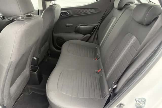 Hyundai i10 (2023) thumbnail 26