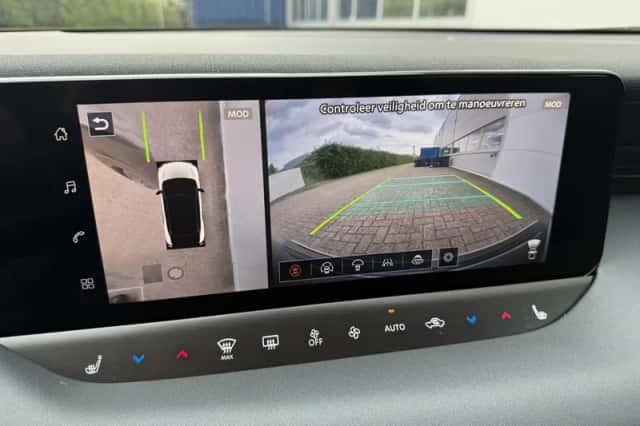 Nissan Leaf (2026) thumbnail 18