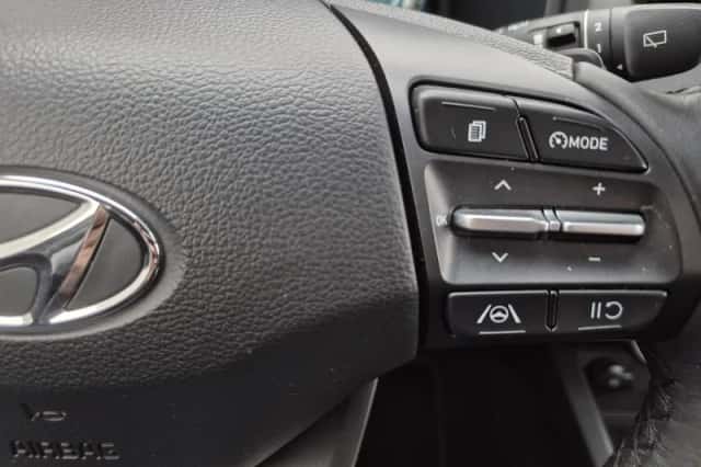 Hyundai Kona (2023) thumbnail 14