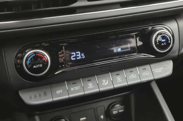 Hyundai Kona (2023) thumbnail 25