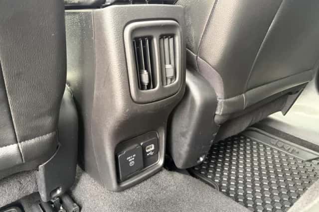 Jeep Compass (2019) thumbnail 40