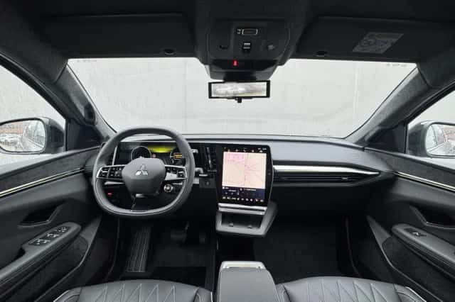 Mitsubishi Eclipse Cross (2026) thumbnail 2
