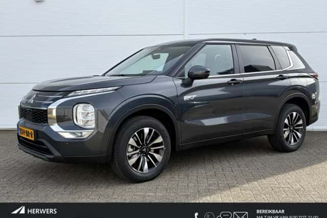 Mitsubishi Outlander (2026) thumbnail 1