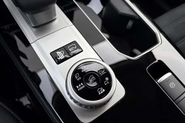 Mitsubishi Outlander (2026) thumbnail 24