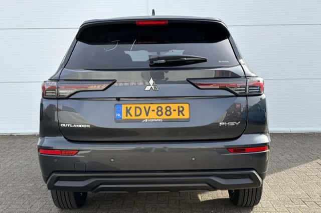 Mitsubishi Outlander (2026) thumbnail 29