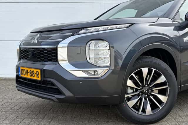 Mitsubishi Outlander (2026) thumbnail 41