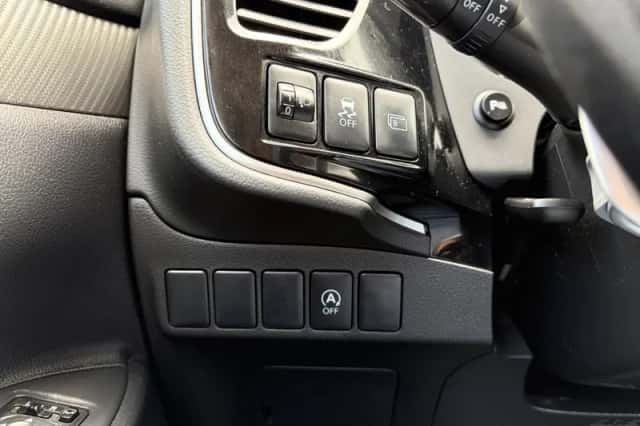 Mitsubishi Outlander (2014) thumbnail 13