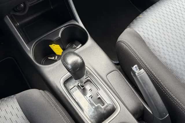 Mitsubishi Outlander (2014) thumbnail 30