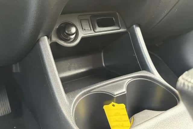 Mitsubishi Outlander (2014) thumbnail 31