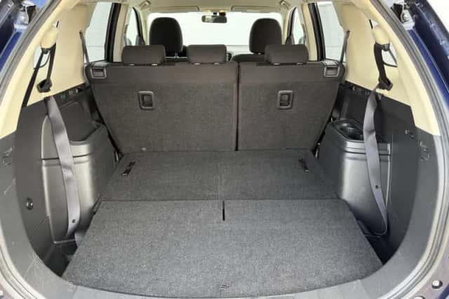 Mitsubishi Outlander (2014) thumbnail 33
