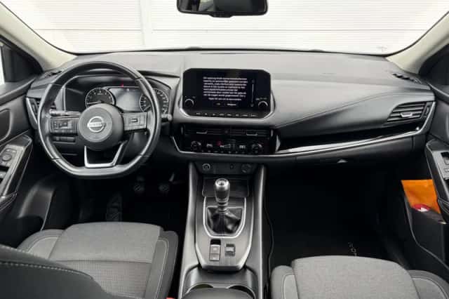 Nissan Qashqai (2022) thumbnail 2