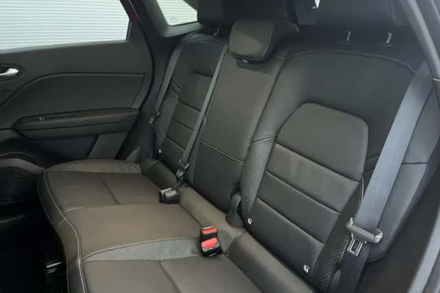 Mitsubishi Grandis (2026) thumbnail 6