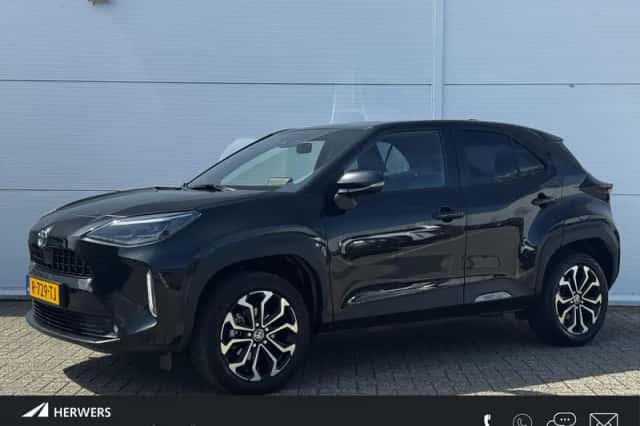 Toyota Yaris Cross (2022) thumbnail 1