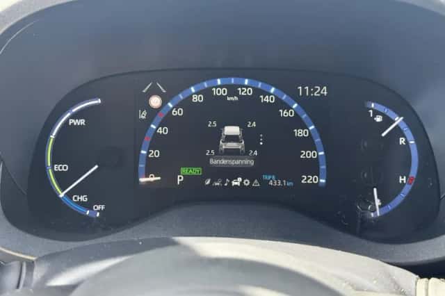 Toyota Yaris Cross (2022) thumbnail 5