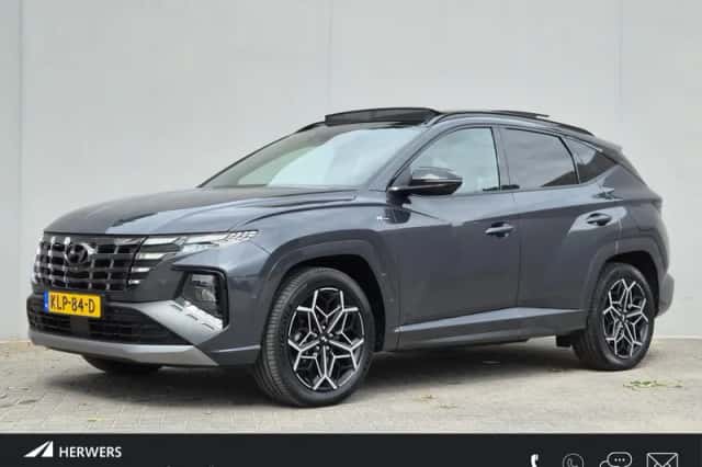 Hyundai Tucson (2023) thumbnail 1