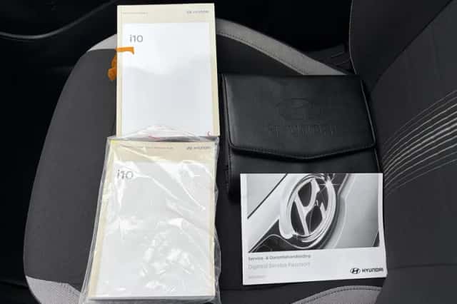 Hyundai i10 (2022) thumbnail 4