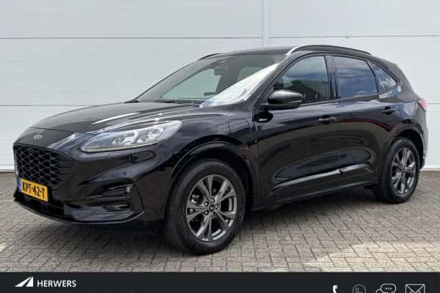 Ford Kuga (2023) thumbnail 1