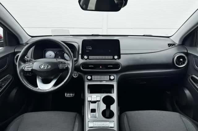 Hyundai Kona (2022) thumbnail 2