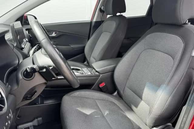 Hyundai Kona (2022) thumbnail 6
