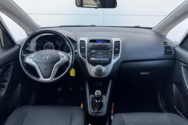 Hyundai ix20 (2017) thumbnail 2