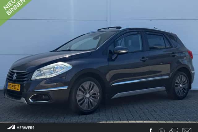 Suzuki SX4 S-Cross (2014) thumbnail 1