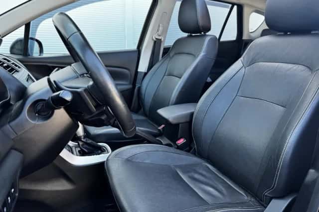 Suzuki SX4 S-Cross (2014) thumbnail 6