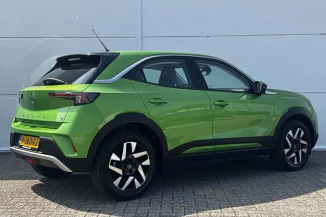 Opel Mokka-e (2022) thumbnail 3