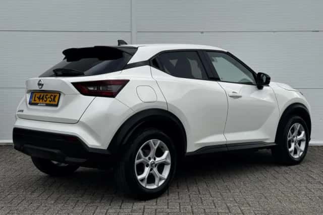 Nissan Juke (2021) thumbnail 3