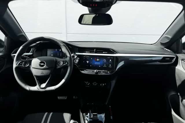 Opel Corsa (2024) thumbnail 2
