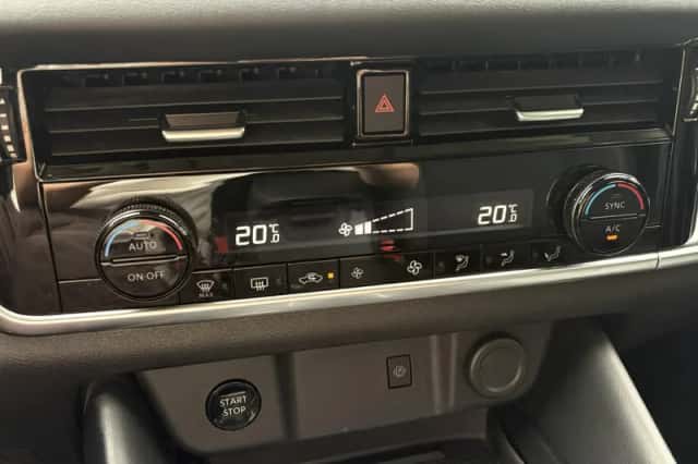 Nissan Qashqai (2024) thumbnail 4