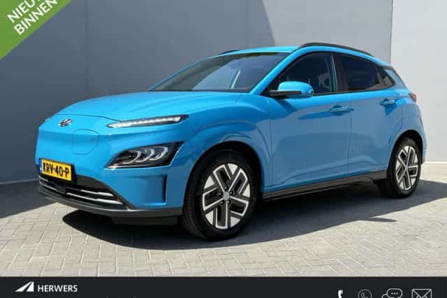 Hyundai Kona (2022) thumbnail 1