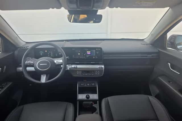 Hyundai Kona Electric (2026) thumbnail 2