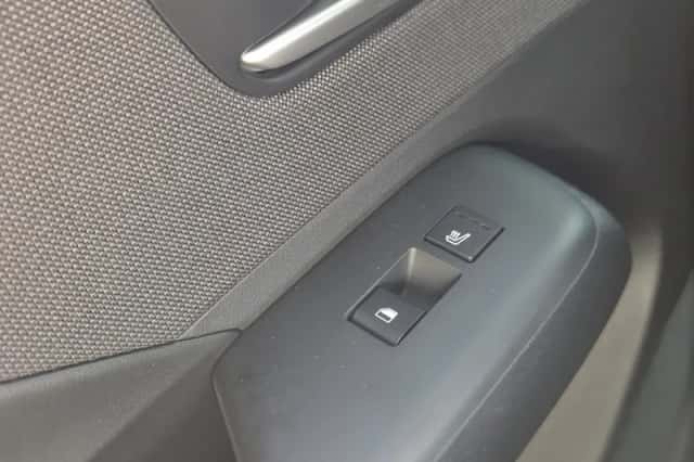 Hyundai Kona Electric (2026) thumbnail 4