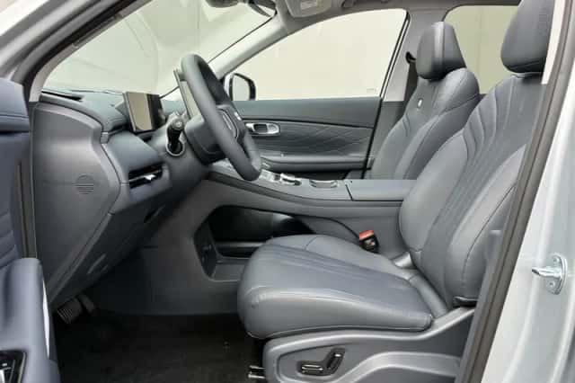 Geely Starray EM-i (2026) thumbnail 6