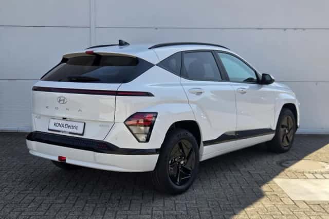 Hyundai Kona Electric (2026) thumbnail 3
