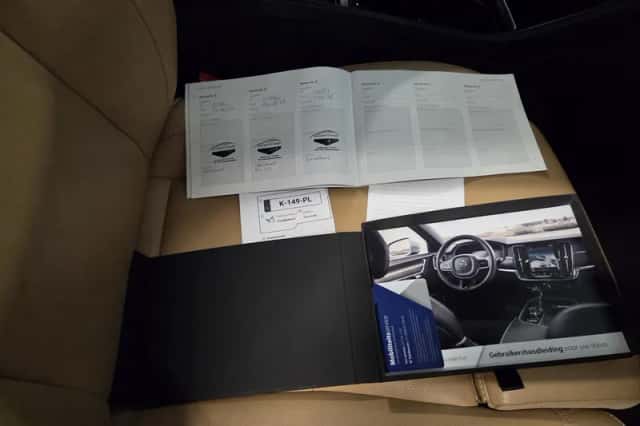 Volvo XC40 (2020) thumbnail 5