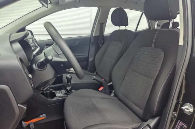 Kia Picanto (2018) thumbnail 6