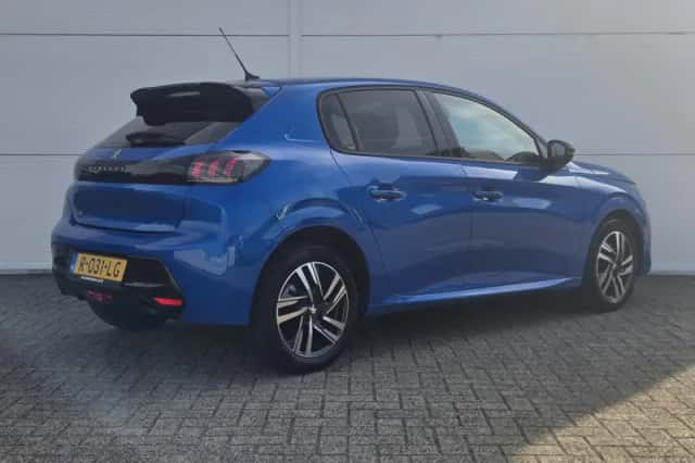 Peugeot 208 (2022) thumbnail 3